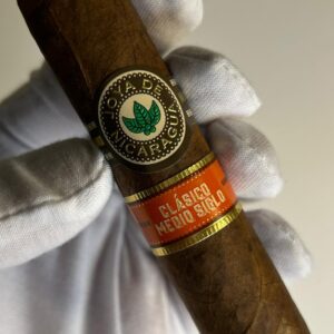 Joya de Nicaragua Medio Siglo Gordito
